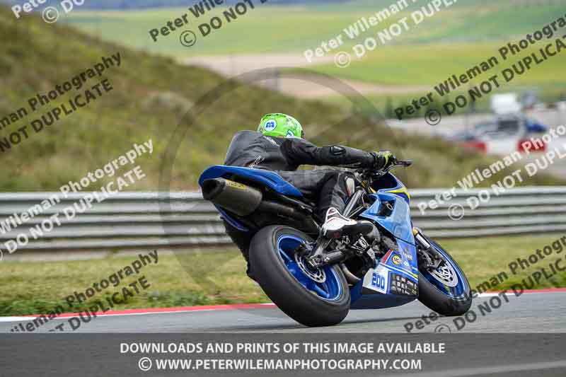 cadwell no limits trackday;cadwell park;cadwell park photographs;cadwell trackday photographs;enduro digital images;event digital images;eventdigitalimages;navarra;no limits trackdays;peter wileman photography;racing digital images;trackday digital images;trackday photos